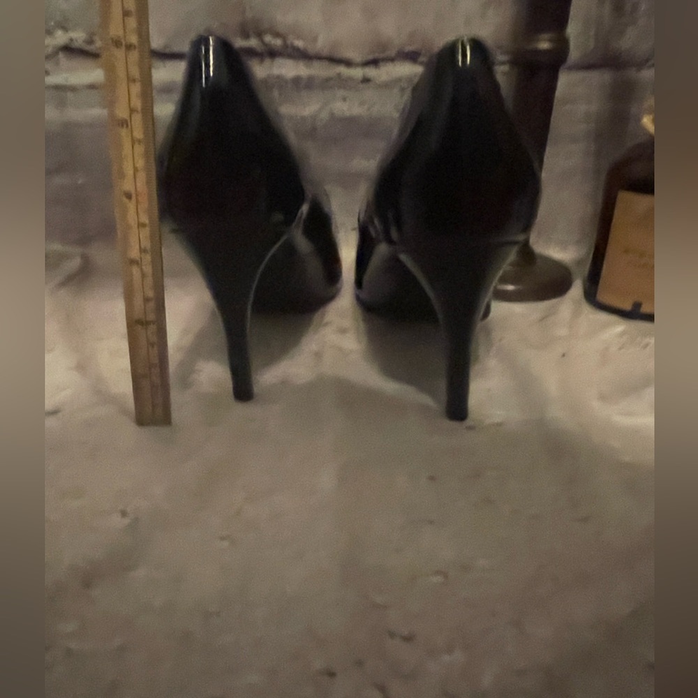 BANDOLINO Rainaa Black Peep Toe Platform‎ Pump - Picture 3 of 6